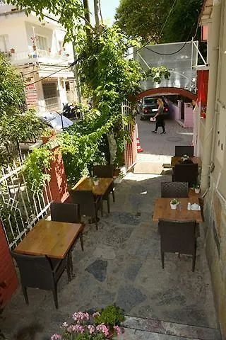 Alis * Kuşadası